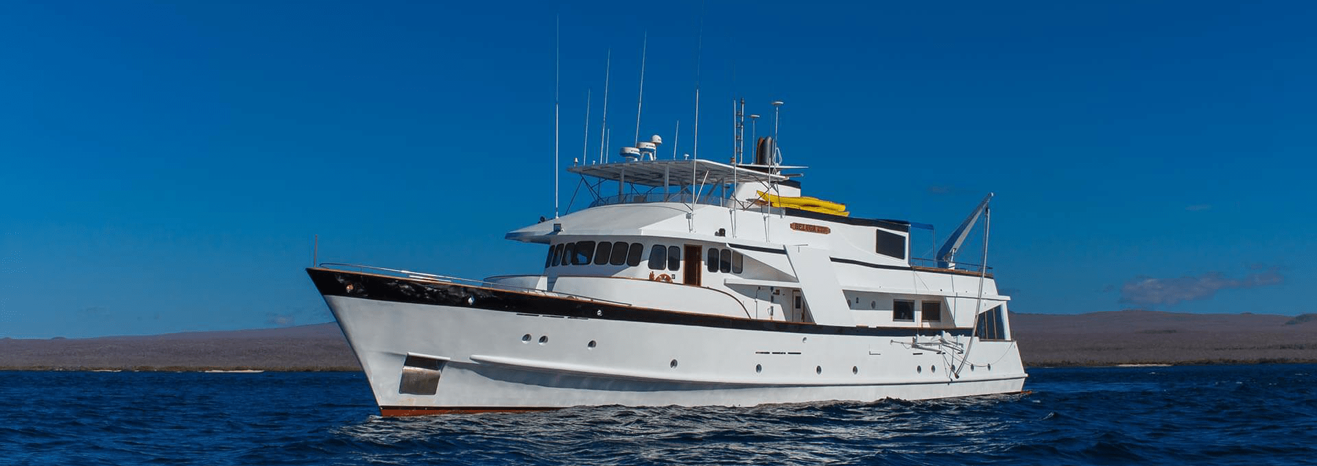 Beluga yacht galapagos